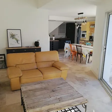 Maison 4 10 Personnes A Pied A 300 M Ferienhaus *