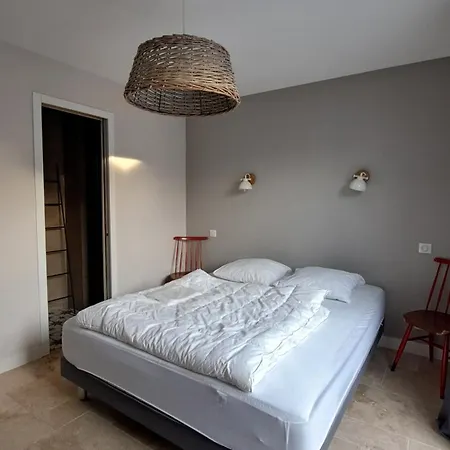 Maison Familiale En Version 10 Pers. A 300 M L'Epine (Vendee)