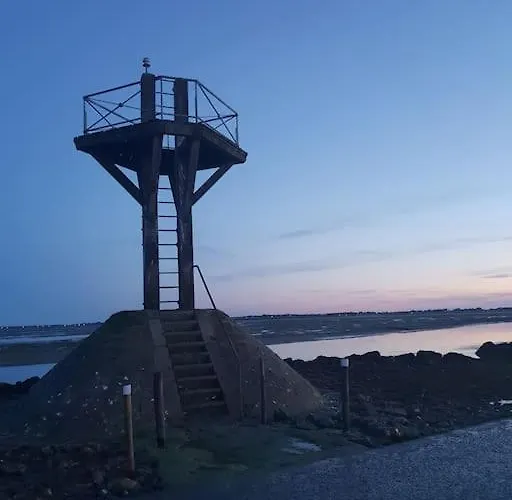 Дом отдыха Maison 4 10 Personnes A Pied A 300 M *