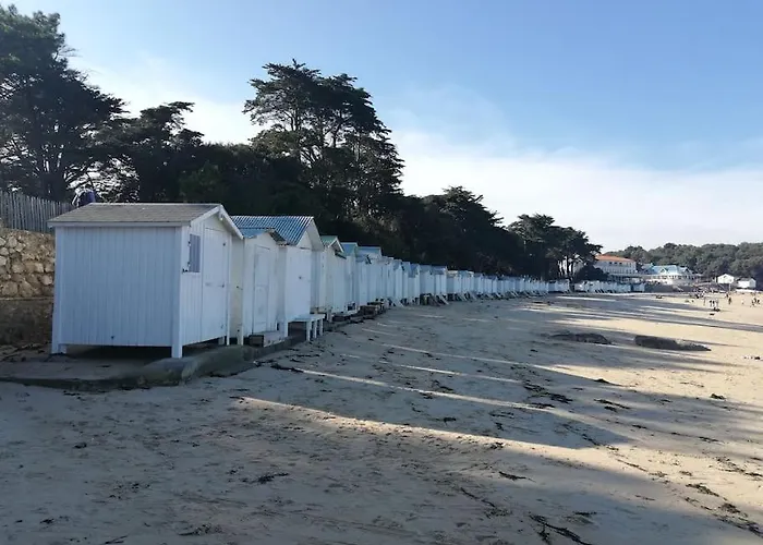 Maison 4 10 Personnes A Pied A 300 M