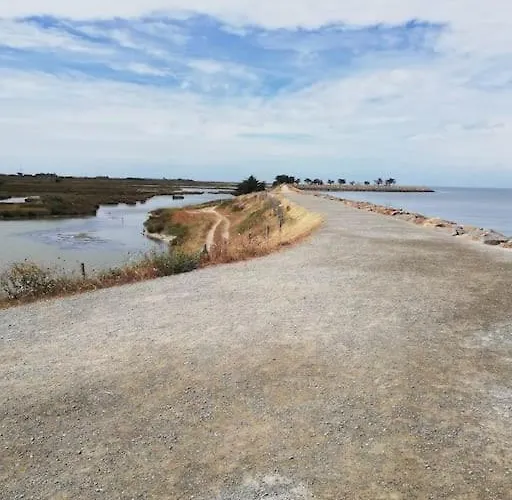 Дом отдыха Maison 4 10 Personnes A Pied A 300 M