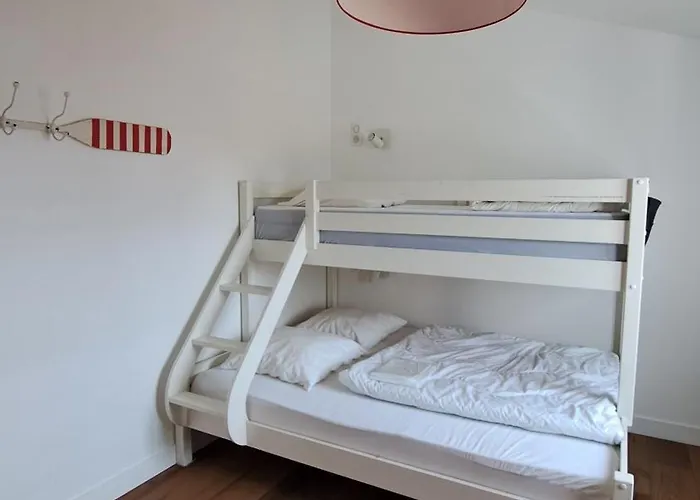 Maison 4 10 Personnes A Pied A 300 M Дом отдыха