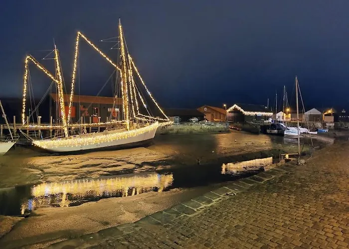 Maison 4 10 Personnes A Pied A 300 M *