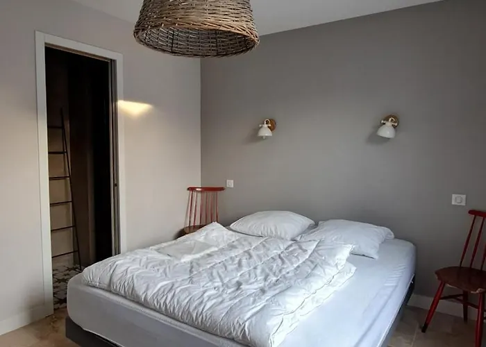 Maison 4 10 Personnes A Pied A 300 M L'Epine (Vendee)