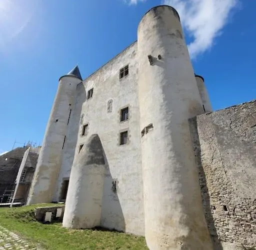 Maison 4 10 Personnes A Pied A 300 M