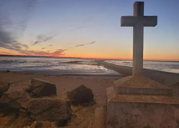 Дом отдыха Maison 4 10 Personnes A Pied A 300 M L'Epine (Vendee)